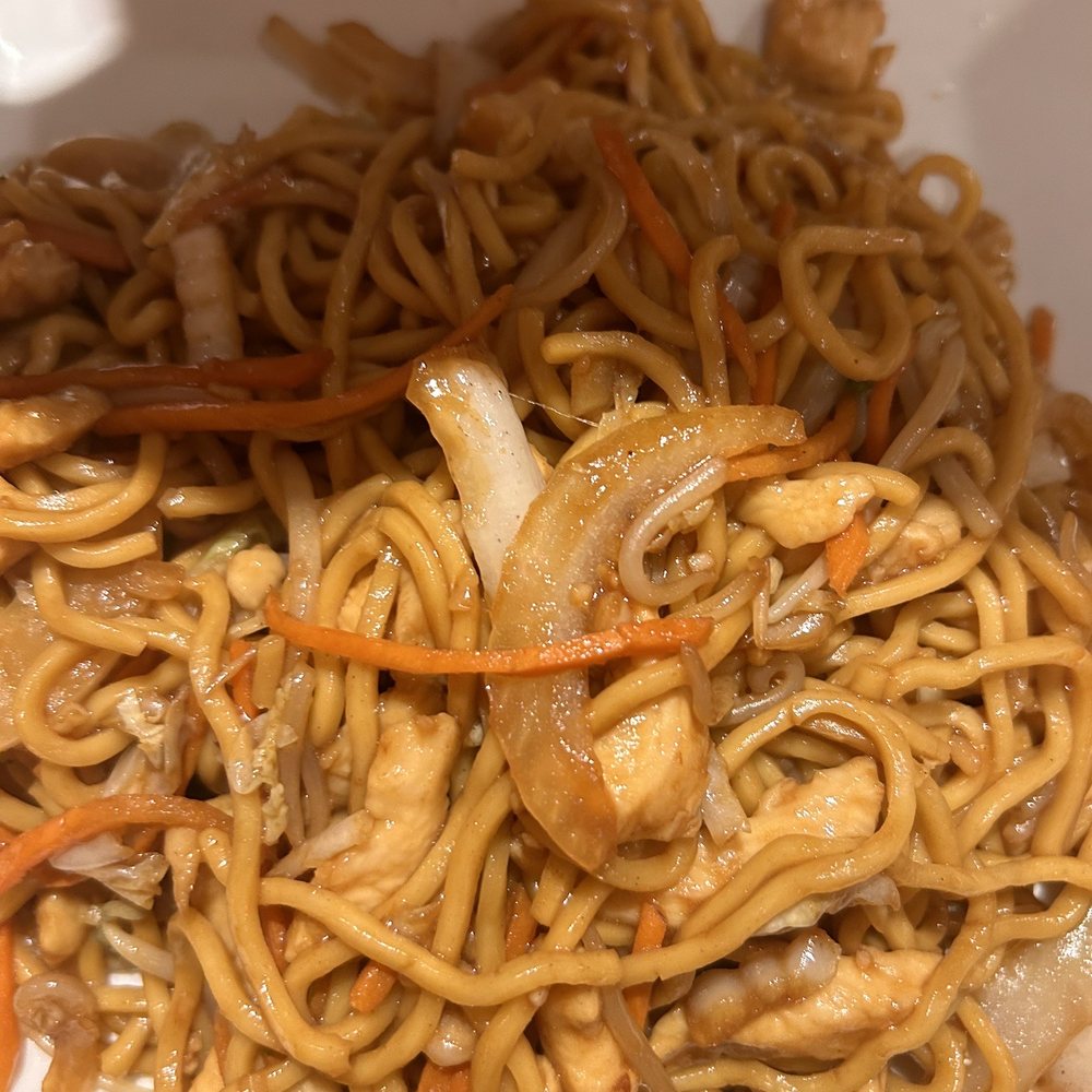Chicken Lo Meinsoft noddle
