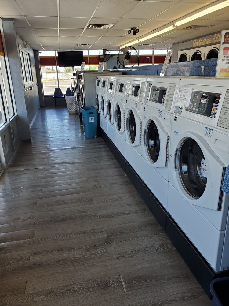 FABIEN’S LAUNDROMAT 1109 W James St, Fort Stockton, Texas