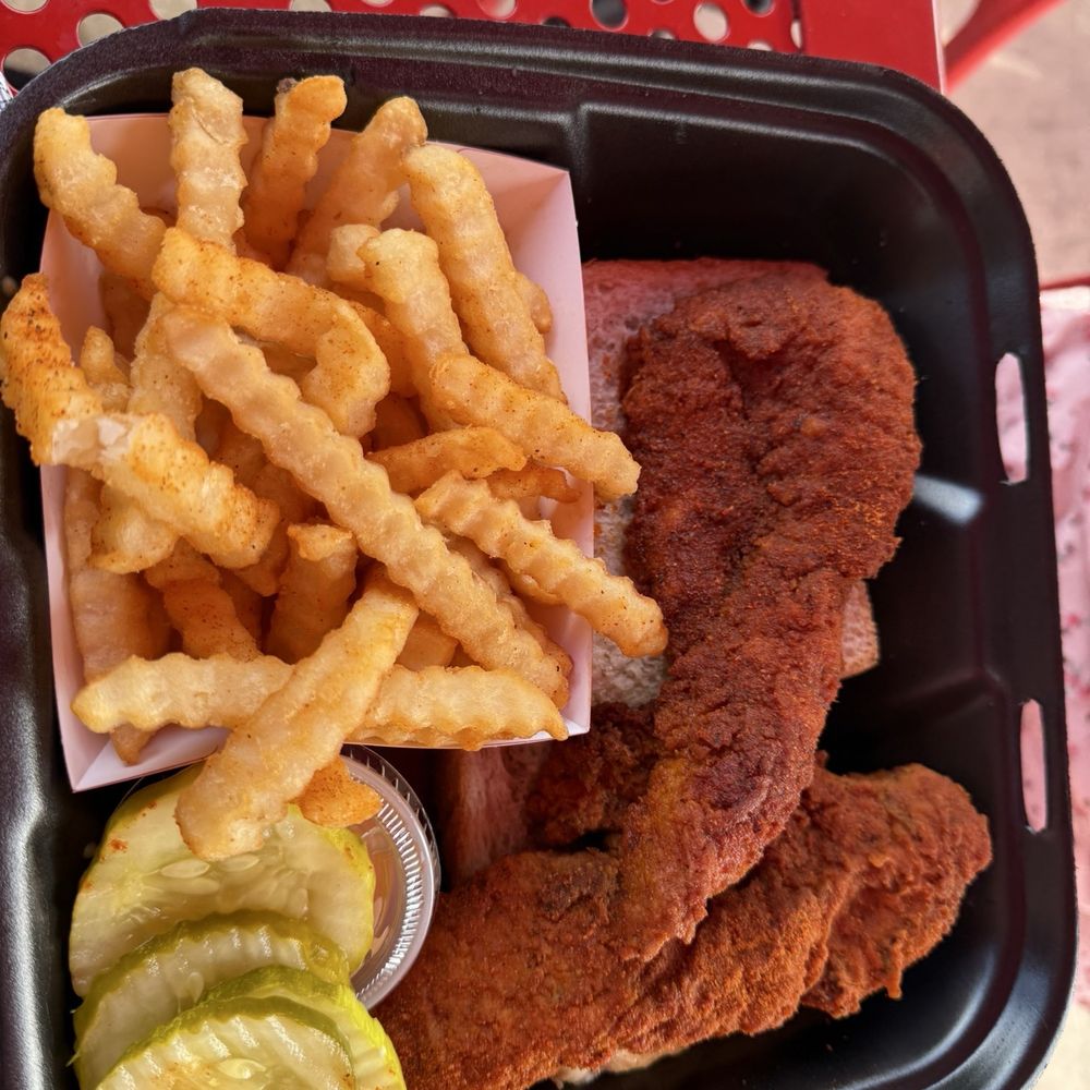 Dave's Hot Chicken - Chicken Shop Near Me - Kissimmee, Florida Dave's Hot Chicken - Chicken Shop Near Me - Kissimmee, Florida