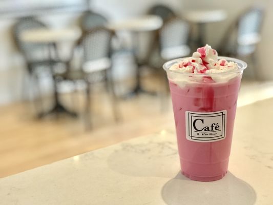 Cafe at Klom Klorm by null