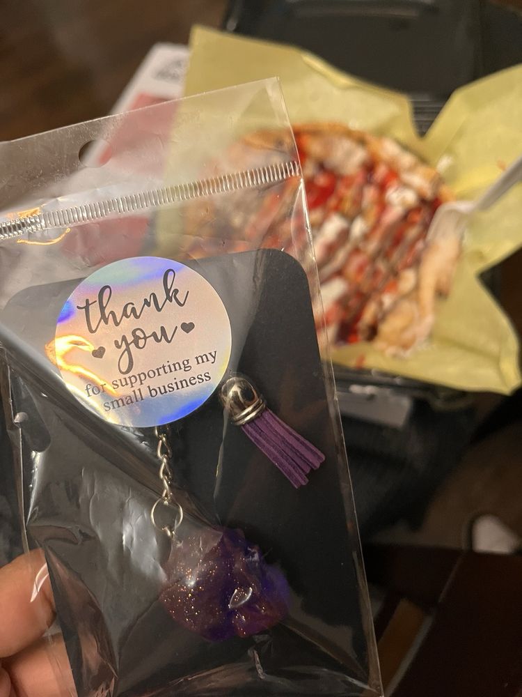 Family Pizza & Cocktail Lounge