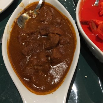 La Fusion Indienne - a bowl of chili and a bowl of beef - Indian Near Me - Montreal, Quebec La Fusion Indienne - a bowl of chili and a bowl of beef - Indian Near Me - Montreal, Quebec