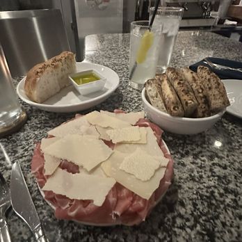 Louie - Prosciutto Di Parma, Parmigiano Reggiano - Italian Near Me - Clayton, Missouri
