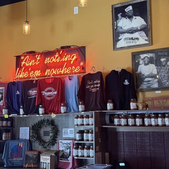 Dreamland BBQ - Swag section - Barbeque Near Me - Duluth, Georgia Dreamland BBQ - Swag section - Barbeque Near Me - Duluth, Georgia