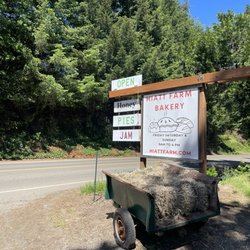 Hiatt Farm - Outside