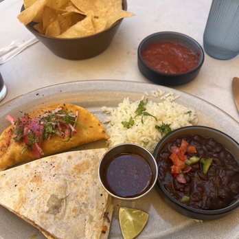 Lady Nomada - Mexican Kitchen - Mexican Near Me - Lakewood, Colorado