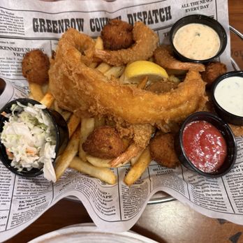 Bubba Gump Shrimp - Seafood Near Me - Long Beach, California