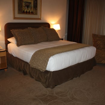 Hyatt Regency Phoenix - Guest bedroom - Hotels Near Me - Phoenix, Arizona