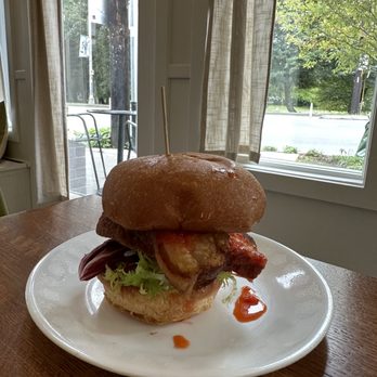 Layers Green Lake - Notorious PIG - IG @bougiefoodieboi - Beer, Wine & Spirits Near Me - Seattle, Washington Layers Green Lake - Notorious PIG - IG @bougiefoodieboi - Beer, Wine & Spirits Near Me - Seattle, Washington