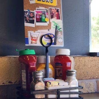 Pluckers Wing Bar - Lakeline - American Near Me - Cedar Park, Texas
