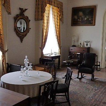 Arlington House - Sitting Room - Landmarks & Historical Buildings Near Me Arlington House - Sitting Room - Landmarks & Historical Buildings Near Me