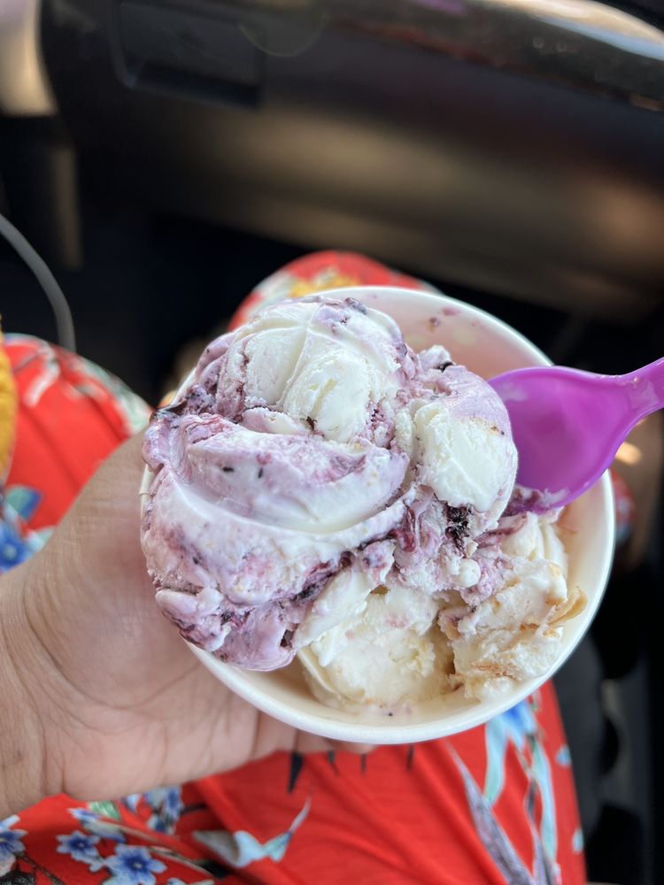 A BETTER SCOOP ICE CREAM SHOPPE Updated August 2024 46 Photos & 99 Reviews 70 S Indiana