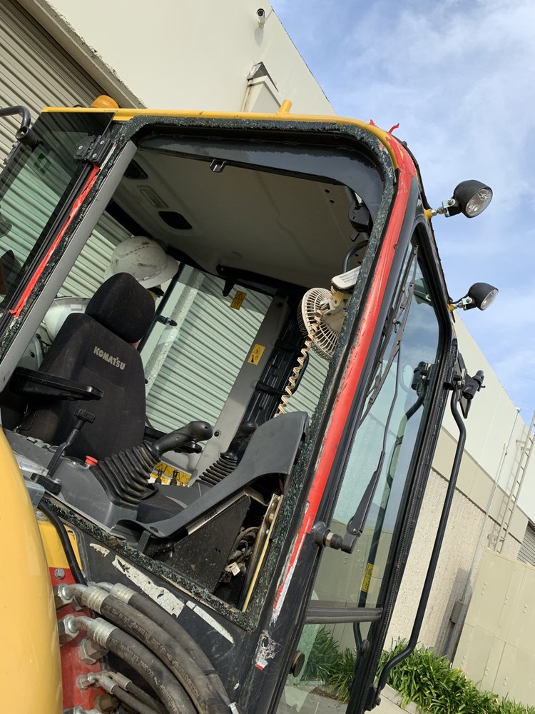 NATS MOBILE GLASS 21 Photos Downey, California Windshield