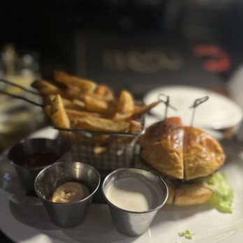 5Church Midtown - Burger - New American Near Me - Atlanta, Georgia