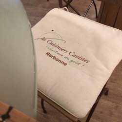 La Table des Cuisiniers Cavistes - Stylish place