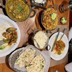 Bombay House - Chicken Saag (D), Garlic Naan (G), Lamb Biryani (N) (D), Cucumber Raita (D)