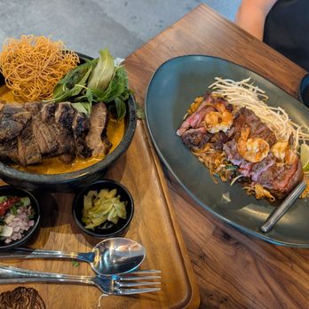 Must Be Thai and Bar - Short ribs and pad thai - Thai Near Me - San Jose, California Must Be Thai and Bar - Short ribs and pad thai - Thai Near Me - San Jose, California