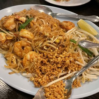 Ruen Pair - Pad Thai - Thai Near Me - Los Angeles, California Ruen Pair - Pad Thai - Thai Near Me - Los Angeles, California