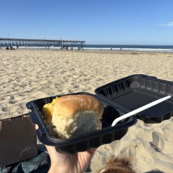 Beachin’ Biscuits - Breakfast & Brunch Near Me - Pismo Beach, California
