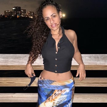 Lucky Fish Beach Bar & Grill - Love the beach! - Seafood Near Me - Pompano Beach, Florida