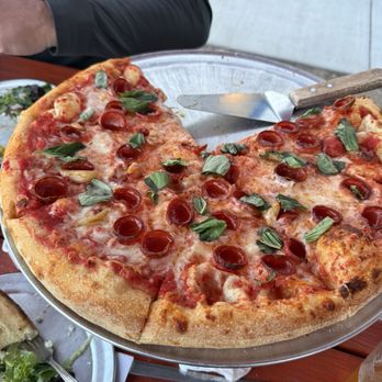 Gub Gub's - Pepperoni pizza - Ice Cream & Frozen Yogurt Near Me - Walsenburg, Colorado