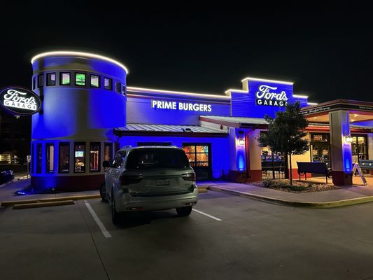 Ford's Garage Plano by null