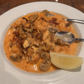 KIN Windsor - Shrimp & Polenta which is to like grits - New American Near Me - Windsor, California KIN Windsor - Shrimp & Polenta which is to like grits - New American Near Me - Windsor, California