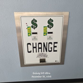 Frazier Park Laundry Center - Change machine - Laundromat Near Me - Frazier Park, California Frazier Park Laundry Center - Change machine - Laundromat Near Me - Frazier Park, California