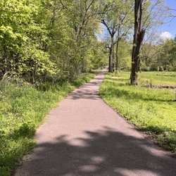 Joe Creason Park - Walking path