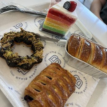 Paris Baguette - Bakeries Near Me - Thousand Oaks, California Paris Baguette - Bakeries Near Me - Thousand Oaks, California