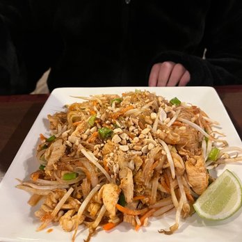 Bamboo Bistro - Pad Thai - Laotian Near Me - Grafton, Wisconsin