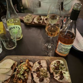 Postino Kierland - Board & Bottle - Wine Bars Near Me - Scottsdale, Arizona
