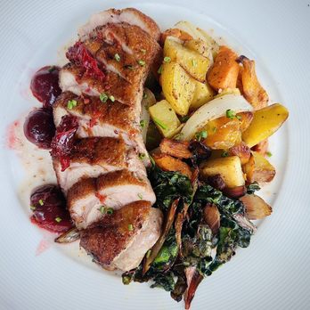 Wine o'Clock - Roasted duck - Wine Bars Near Me - Prosser, Washington Wine o'Clock - Roasted duck - Wine Bars Near Me - Prosser, Washington