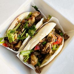 Chinese Style Pork Bun (2)/特色猪肉夹馍