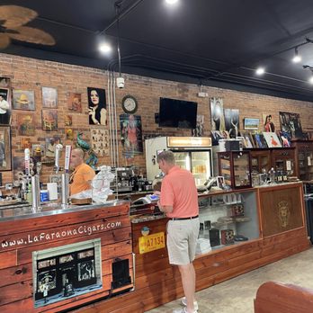 La Faraona Cigars - Tobacco Shops Near Me - Tampa, Florida La Faraona Cigars - Tobacco Shops Near Me - Tampa, Florida