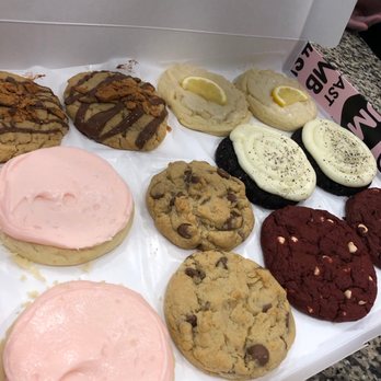 Crumbl - Allen - Reese's, lemon, Oreo, red velvet, chocolate chip, sugar cookie - Bakeries Near Me - Allen, Texas Crumbl - Allen - Reese's, lemon, Oreo, red velvet, chocolate chip, sugar cookie - Bakeries Near Me - Allen, Texas