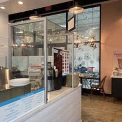 CraveWell Juicery & Cafe