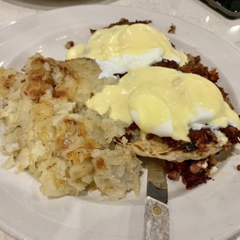 Yankee Clipper Diner - Copenhagen Benedict - American Near Me - Beacon, New York