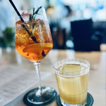 Bar Italia - Apperal spritz and beekeeper - Italian Near Me - Columbus, Ohio