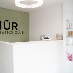 Nür Aesthetics Club - Front desk