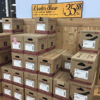 Wine Tasting In Paris - Ya won't find three buck chuck here! - Wine Bars Near Me - Paris, 75 Wine Tasting In Paris - Ya won't find three buck chuck here! - Wine Bars Near Me - Paris, 75