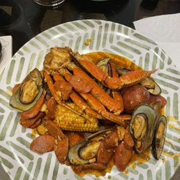 Make Your Own Combo; crab legs, green mussels, sausage