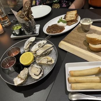 Echo & Rig - Oysters, Lobster Cigars, Burrata - Steakhouses Near Me - Henderson, Nevada