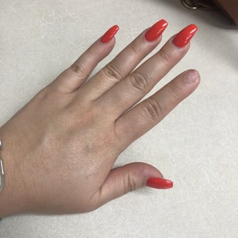 Pink + White Nail Studio - Nail Salons Near Me - Springfield, Missouri