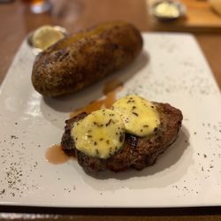 JB's Steakhouse - 8 oz Sirloin
