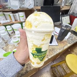 Healthy Nutrition - Piña colada protein shake