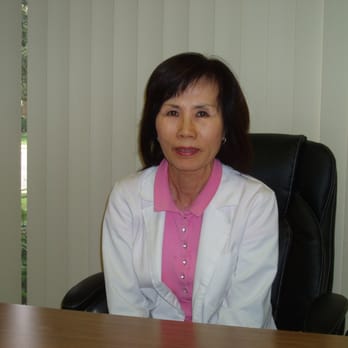 Brina Acupuncture - Brina Kim at the Office - Acupuncture Near Me Brina Acupuncture - Brina Kim at the Office - Acupuncture Near Me
