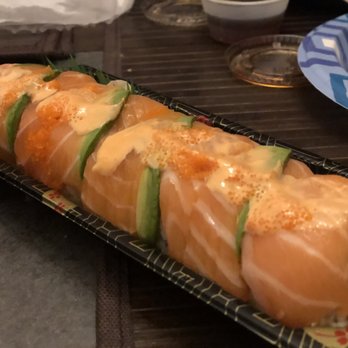 Domodachi - Sushi Bars Near Me - Rutherford, New Jersey