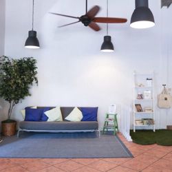 Pup Plaza - Relaxation space to hang out with the dogs