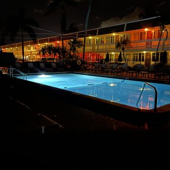 Outrigger Beach Resort - Pool area at night - Resorts Near Me - Fort Myers Beach, Florida Outrigger Beach Resort - Pool area at night - Resorts Near Me - Fort Myers Beach, Florida